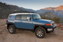 TOYOTA FJ Cruiser 2012 01